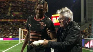 利物浦新援遭遇重伤，瓜迪奥拉未来仍成谜，帕尔默坚定否认离队传闻