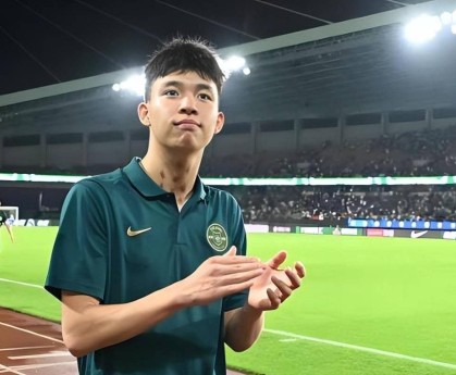 德甲豪门俱乐部正式报价王钰栋！愿意出转会费+免试训加盟，却被拒绝